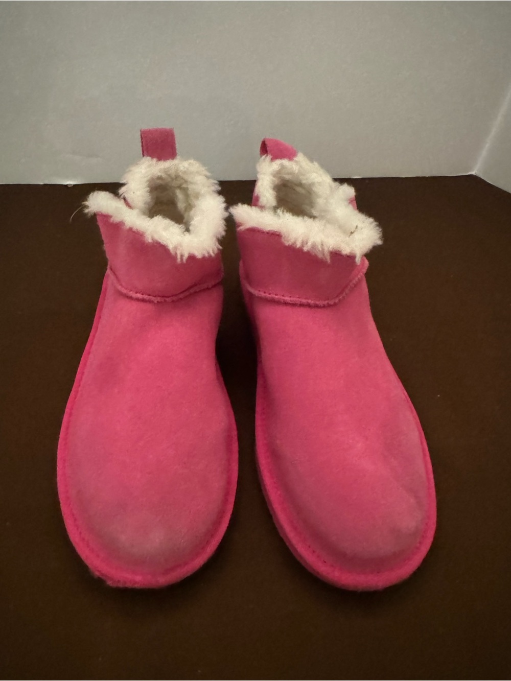 KOOLABURRA BY UGG NALIE BUTTON SHORT BOOTS BIG KIDS SIZE 4 FUCHSIA PINK